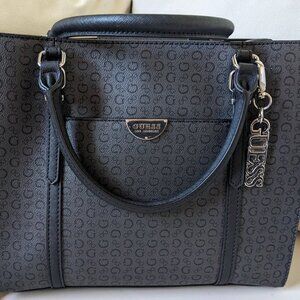 Guess Purse (Balzano)